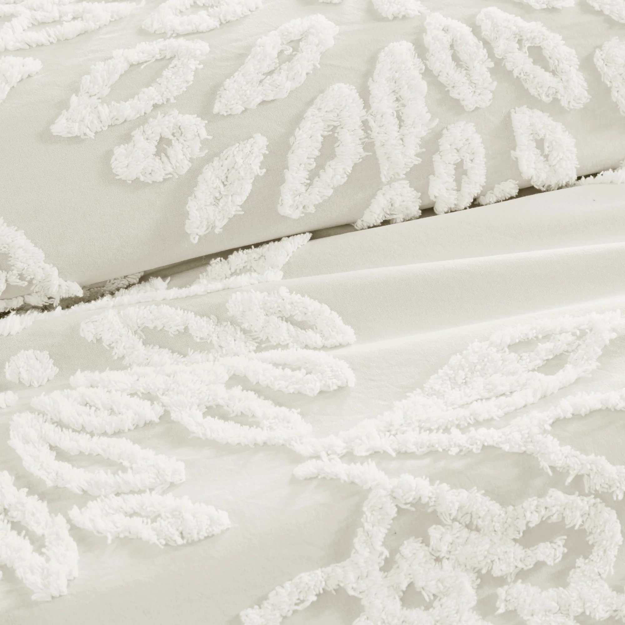 Veronica 3-Piece Tufted Cotton Chenille Floral Comforter Set - Image 7
