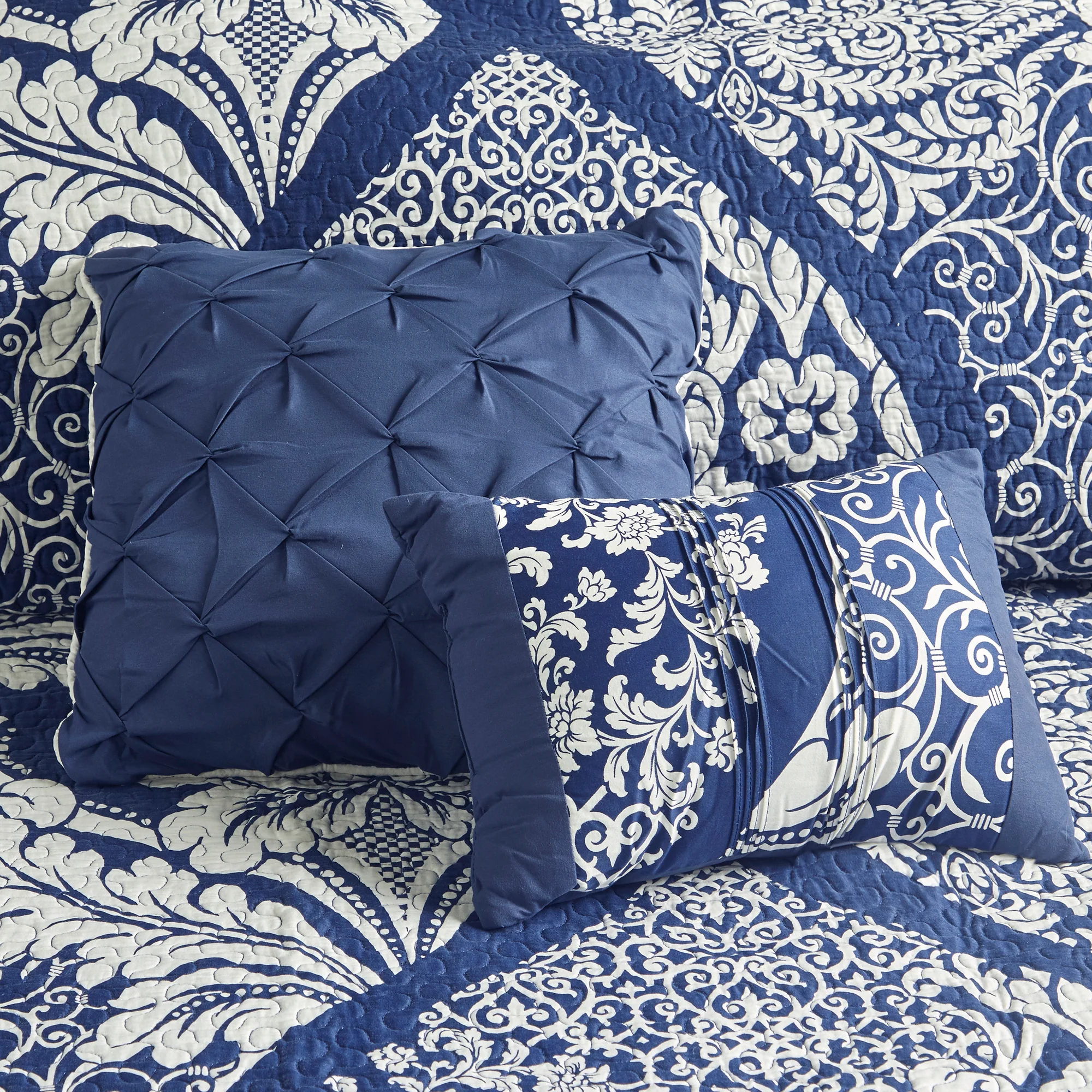 Vienna 6-Piece Printed Cotton Quilt Set with Throw Pillows - Image 11