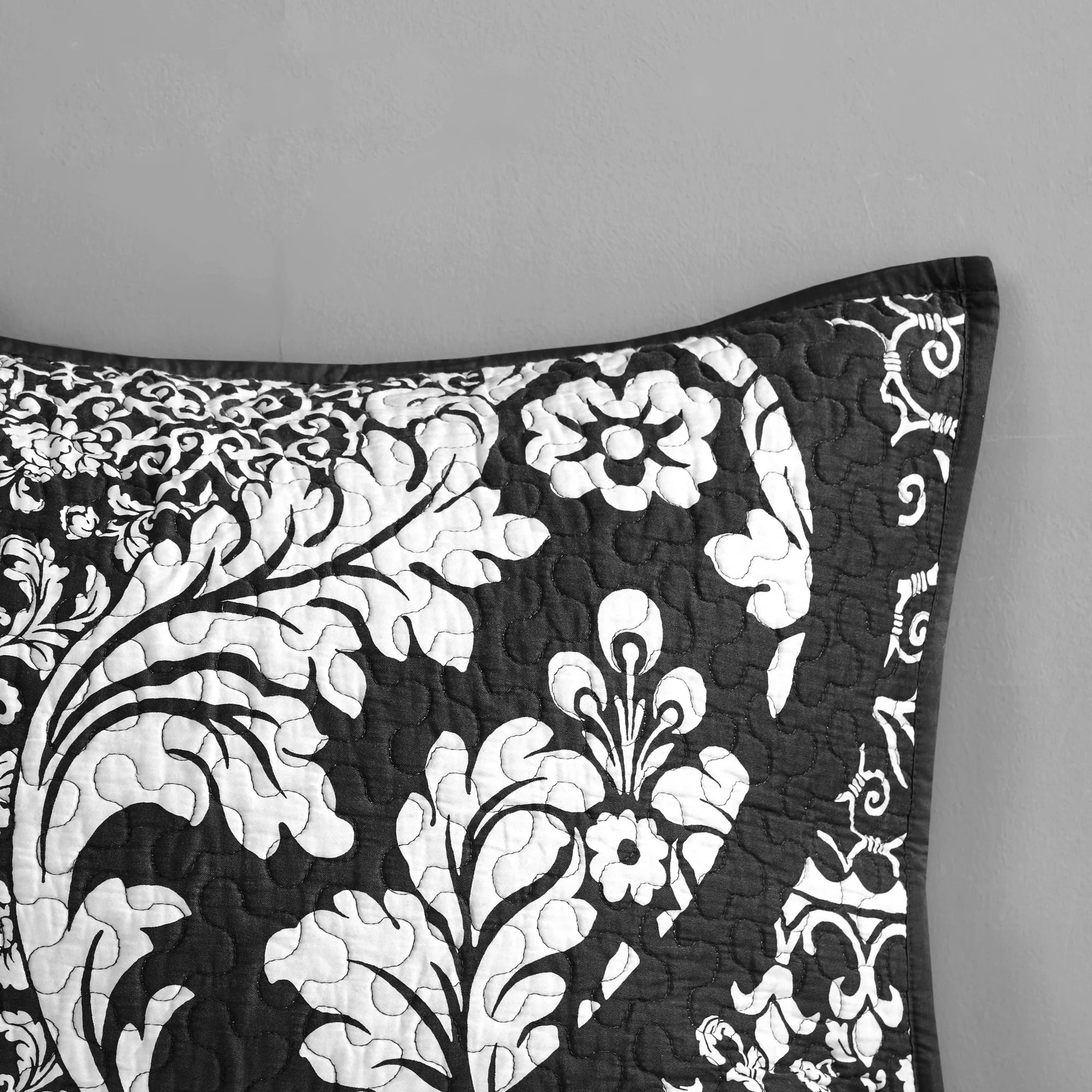 Vienna 6-Piece Printed Cotton Quilt Set with Throw Pillows - Image 16