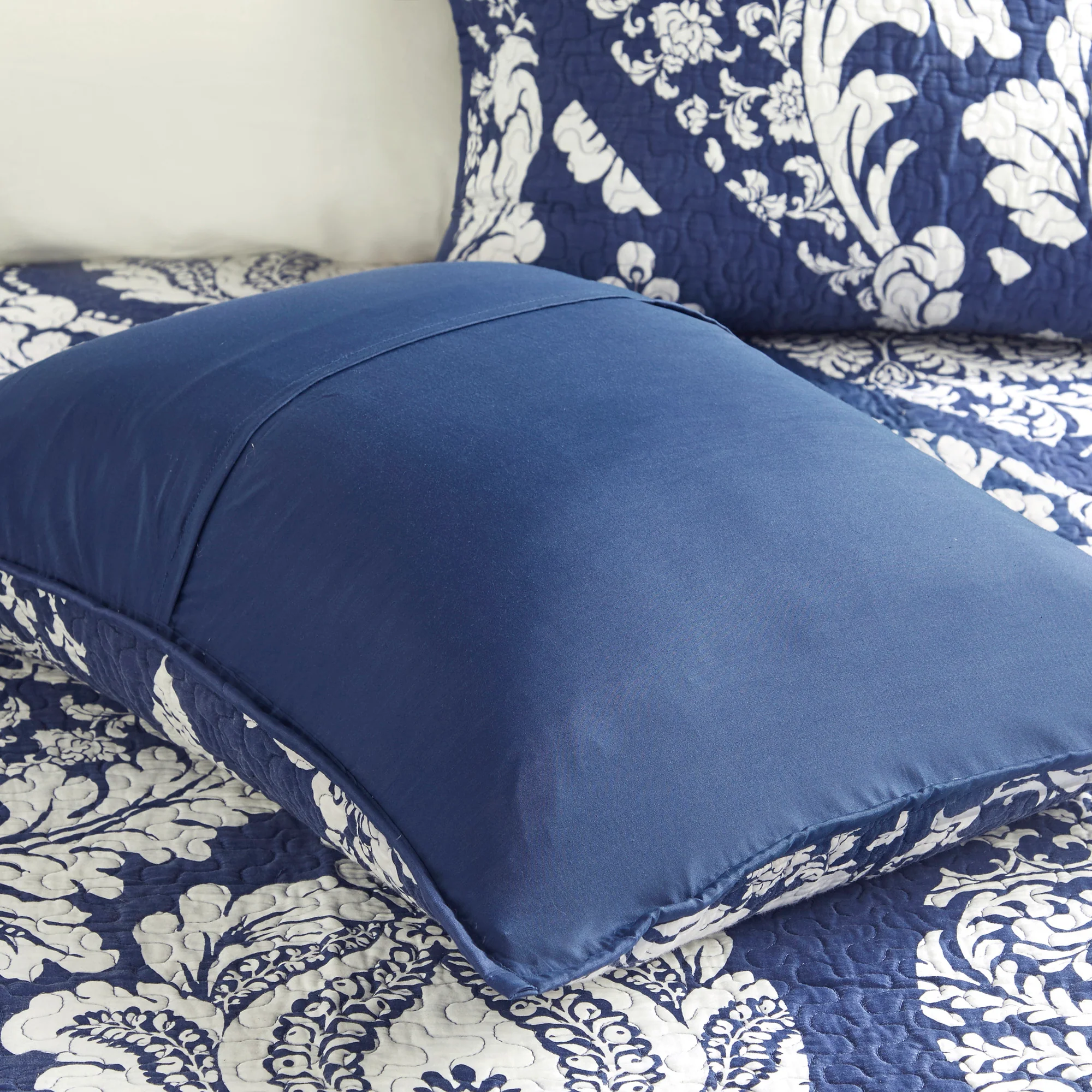 Vienna 6-Piece Printed Cotton Quilt Set with Throw Pillows - Image 17