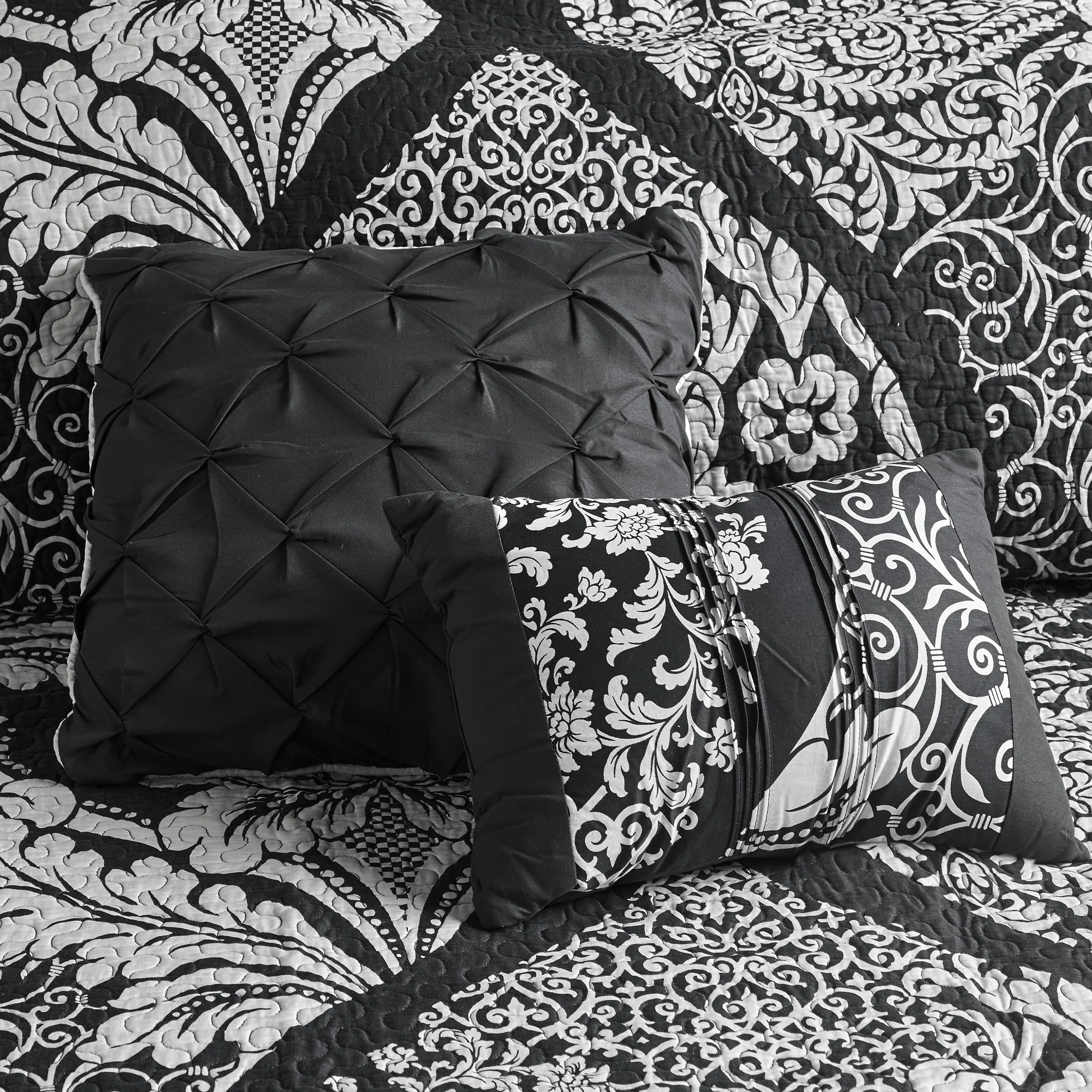 Vienna 6-Piece Printed Cotton Quilt Set with Throw Pillows - Image 18