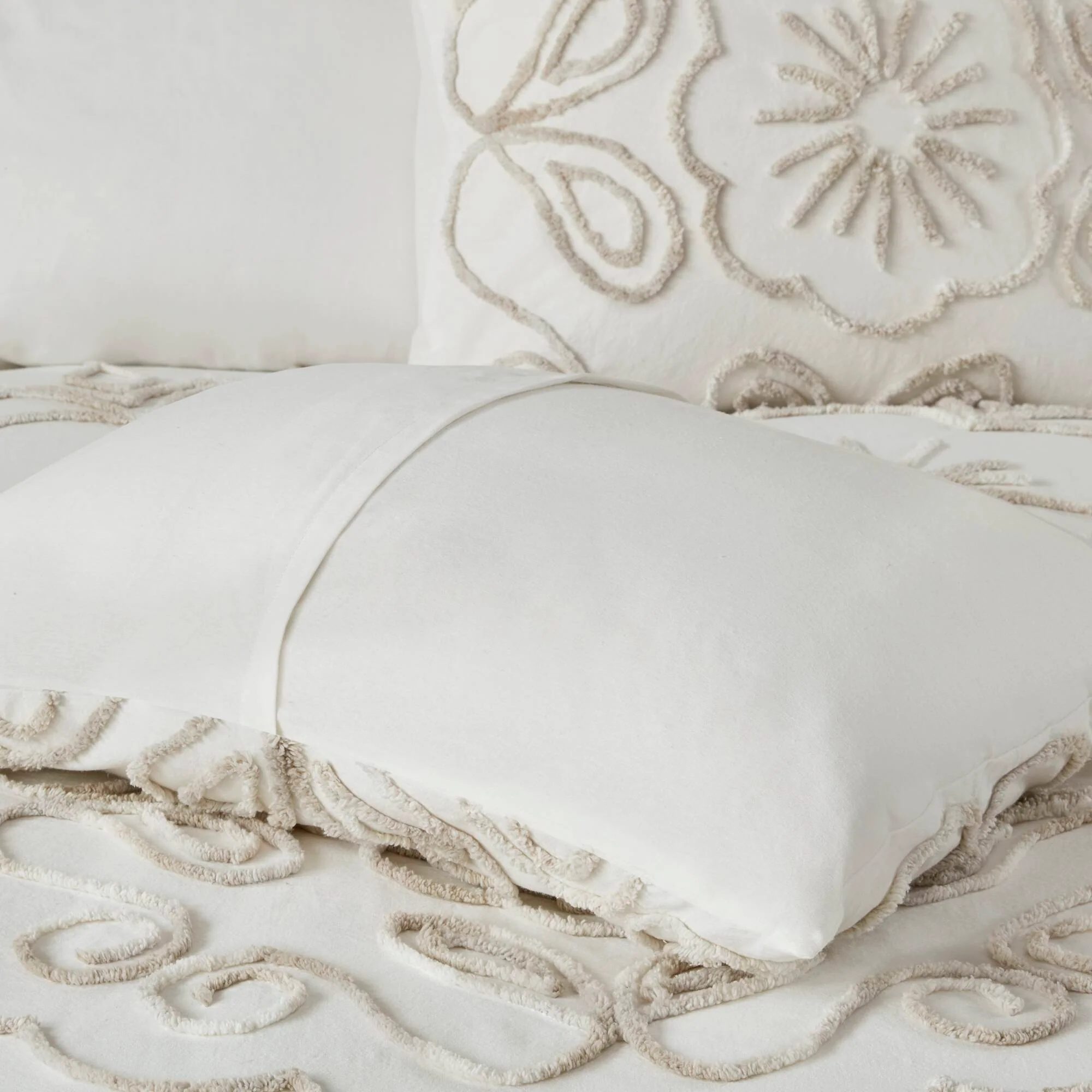 Violette 3-Piece Tufted Cotton Chenille Duvet Cover Set - Image 7