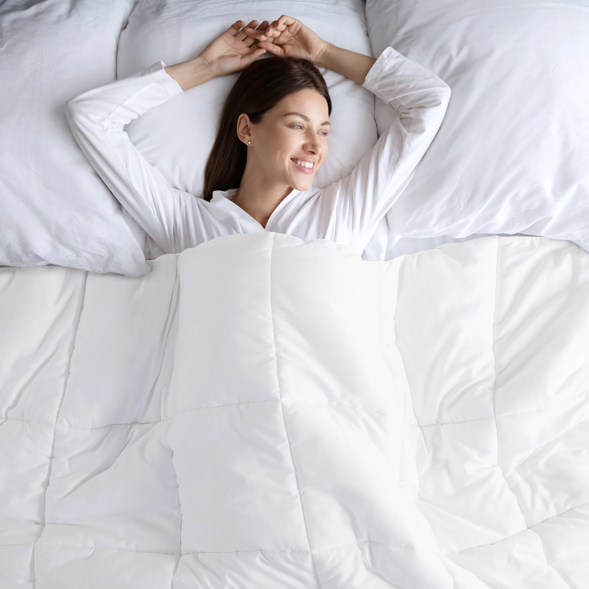 Winfield 300 Thread Count Cotton Shell Luxury Down Alternative Comforter - Image 12
