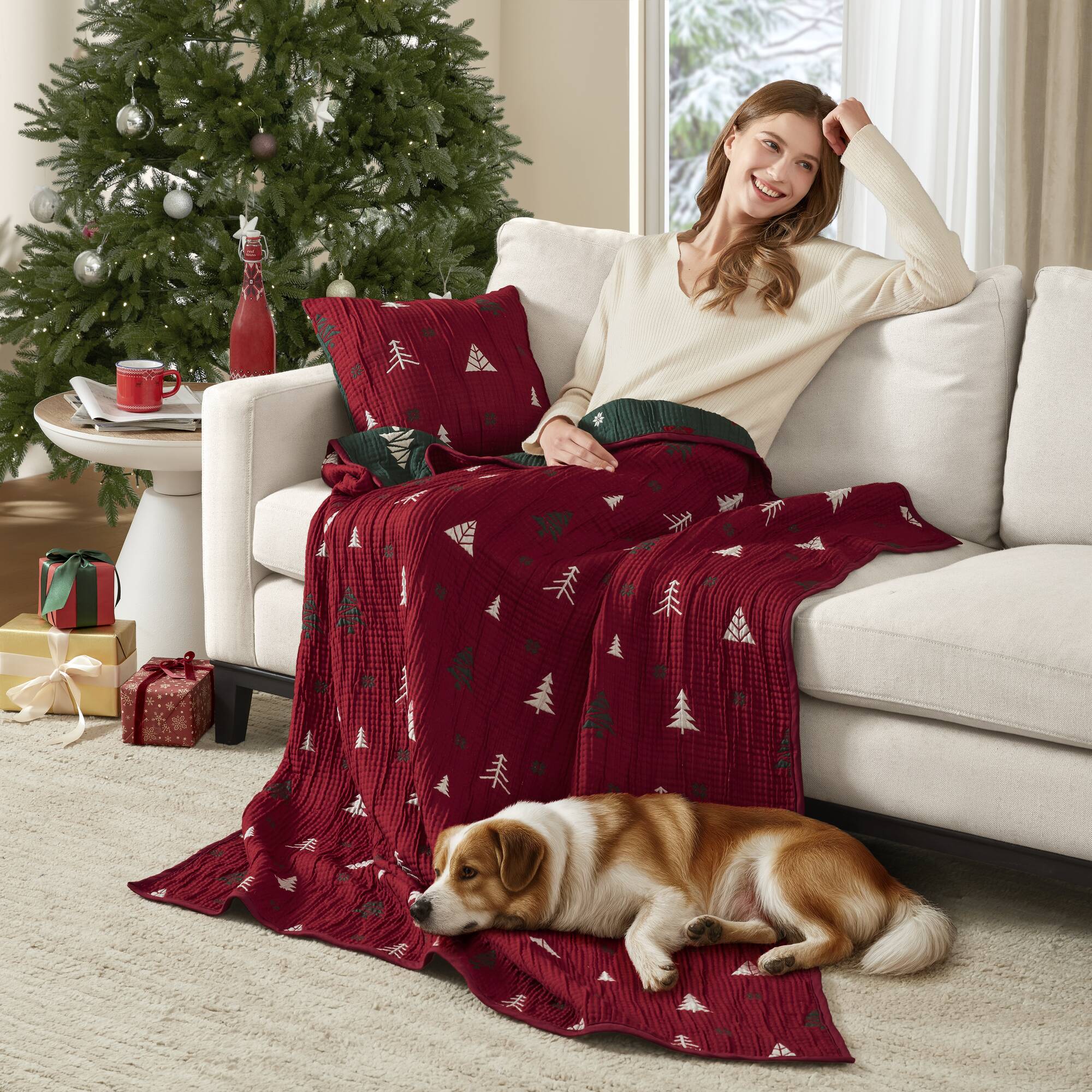 Winter Reversible Christmas Throw Set - Image 5