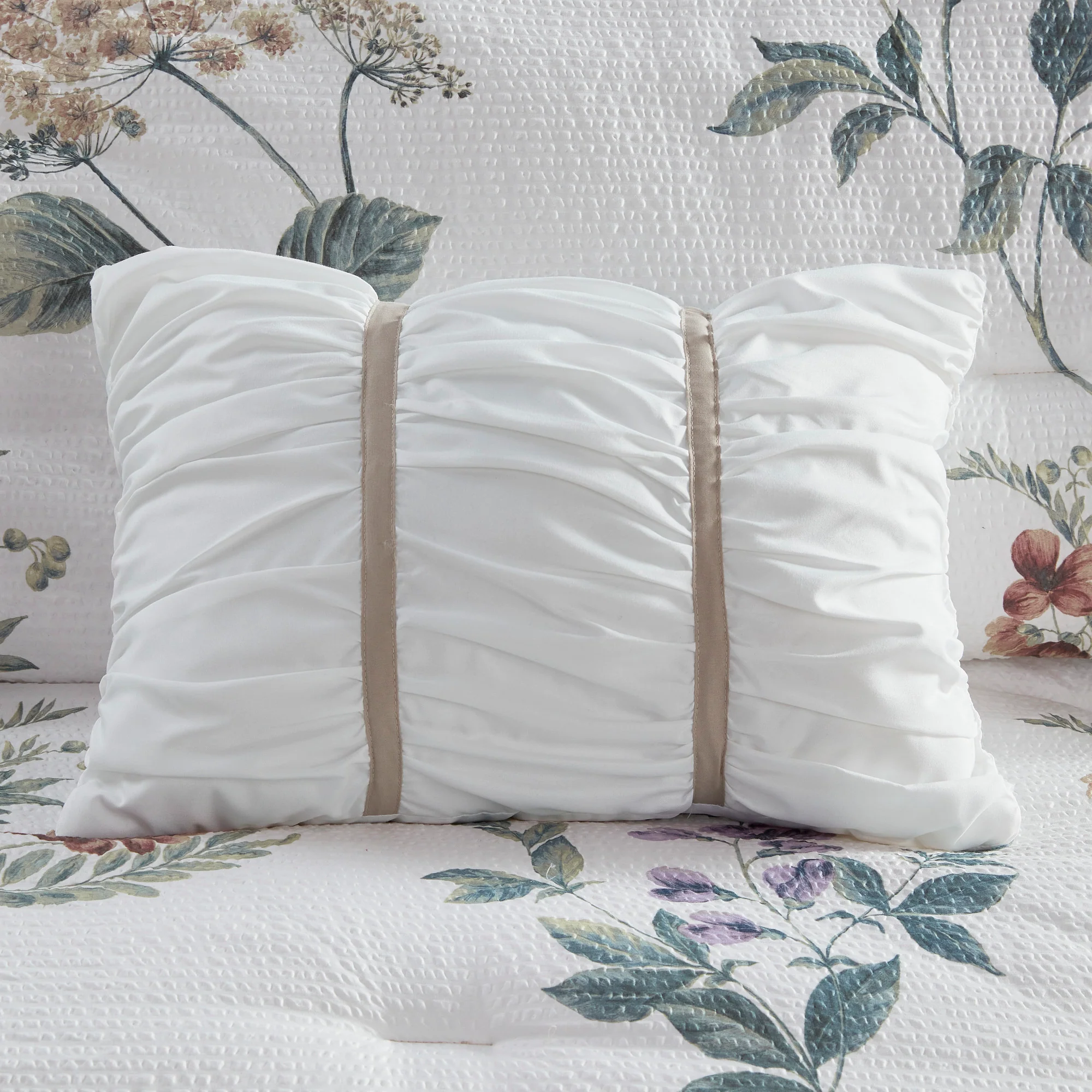 Zennia 7-Piece Printed Seersucker Comforter Set with Throw Blanket - Image 18