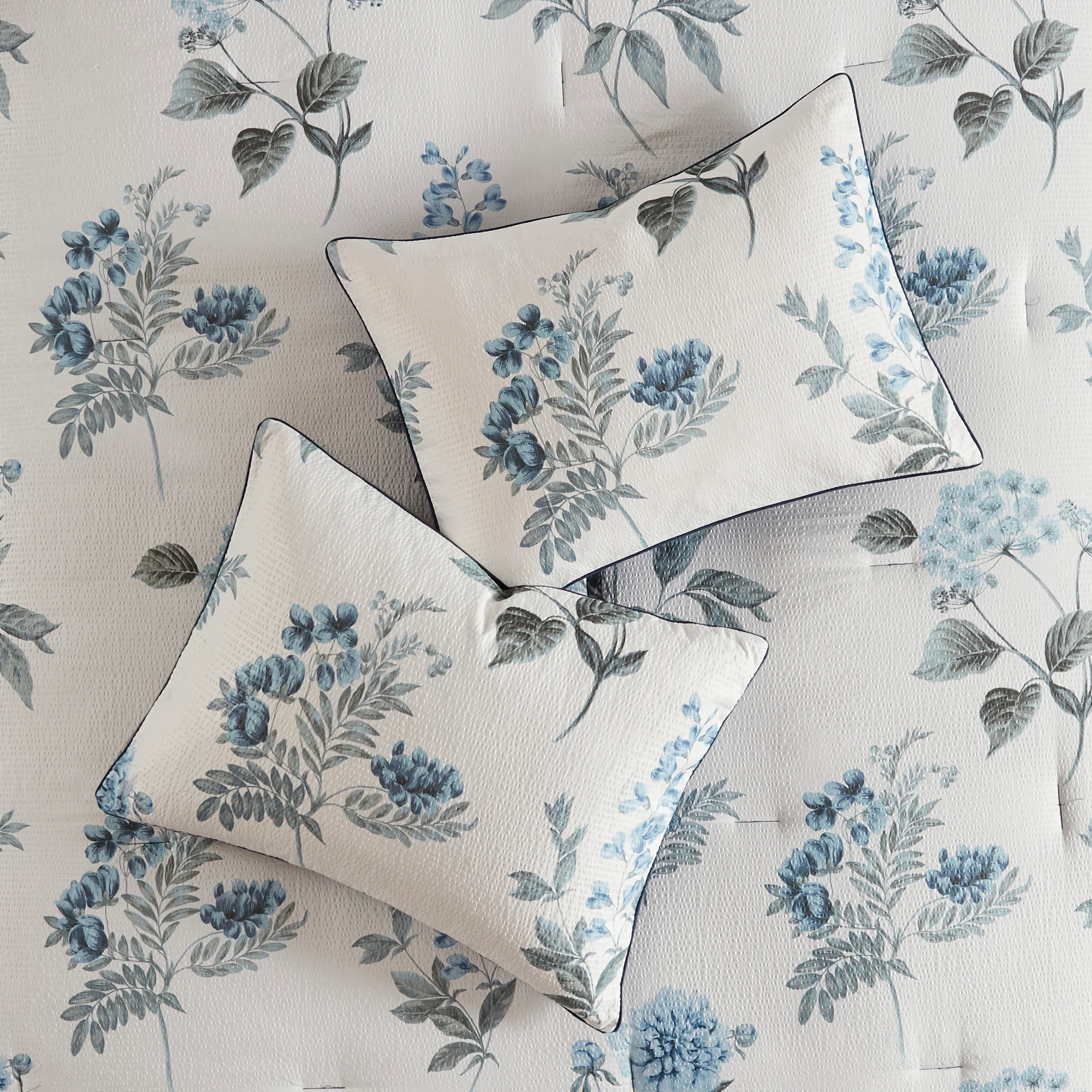 Zennia 7-Piece Printed Seersucker Comforter Set with Throw Blanket - Image 23