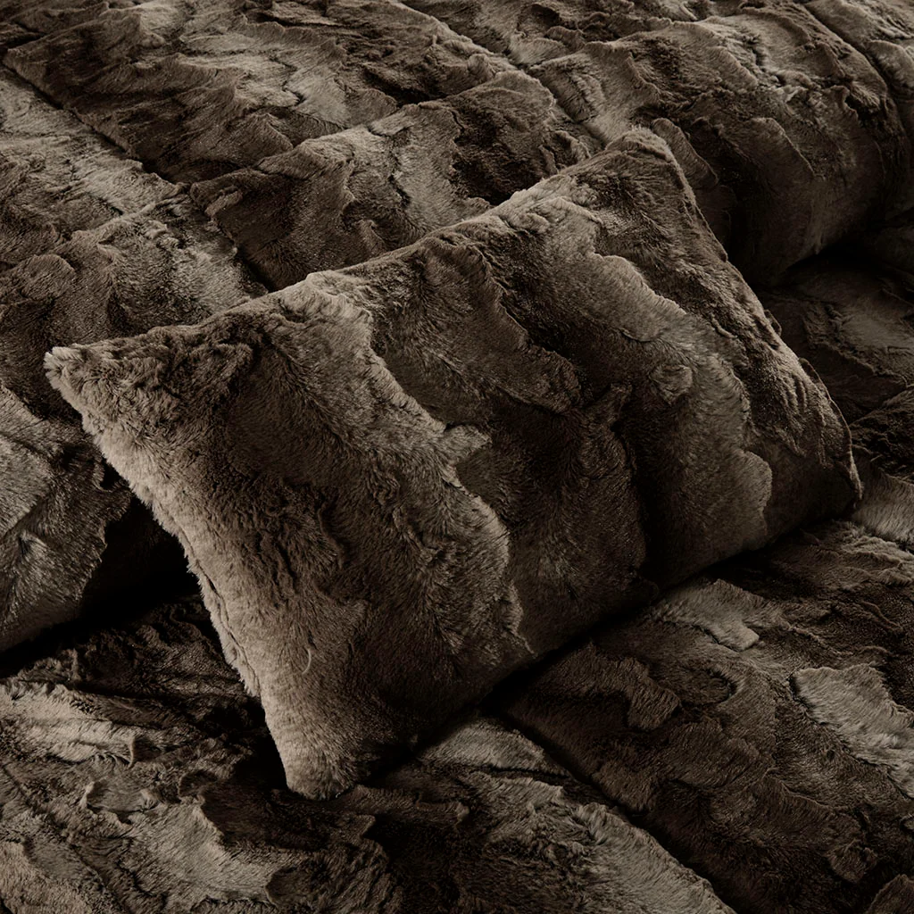 Zuri 4-Piece Faux Fur Comforter Set - Image 15