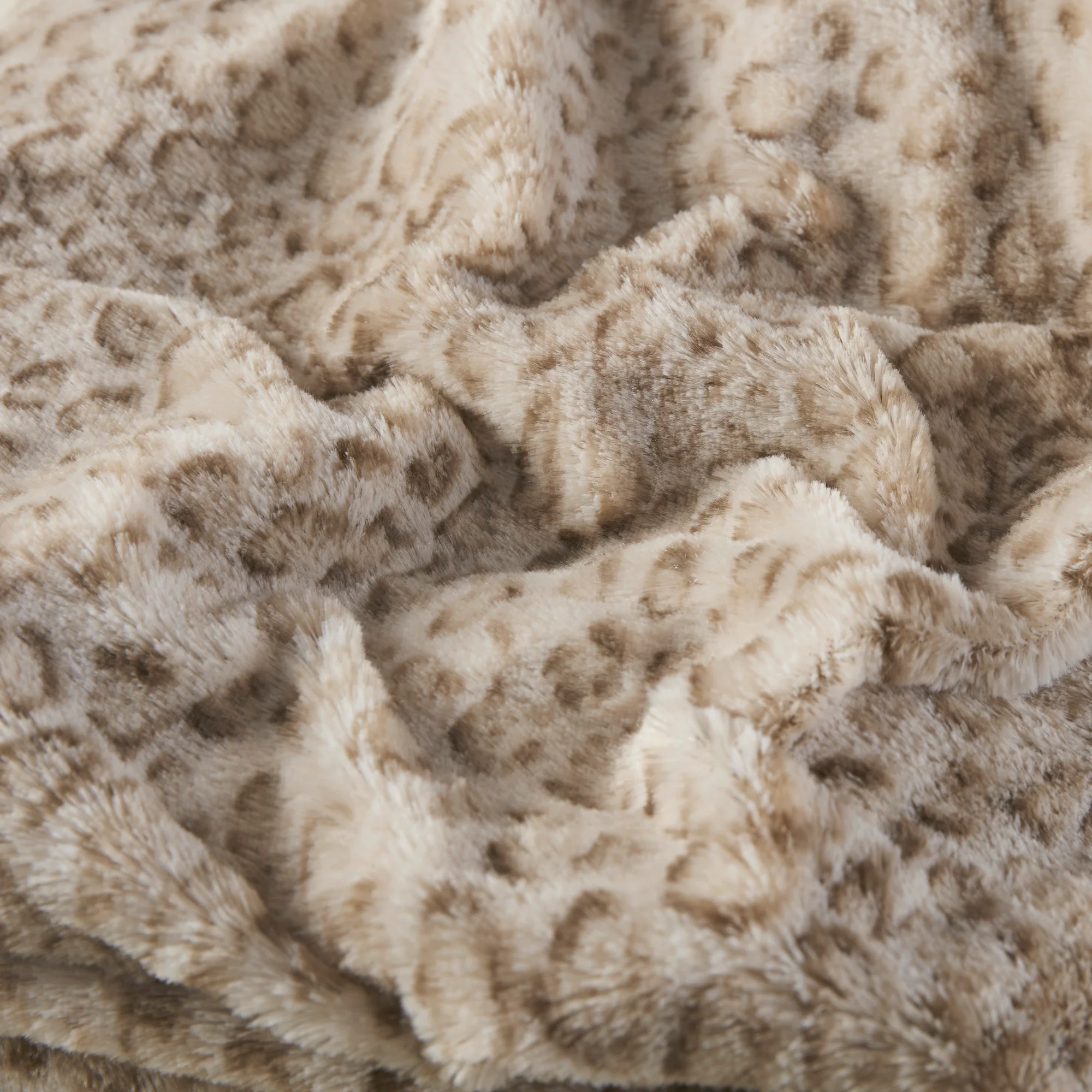 Zuri Faux Fur Throw - Image 3