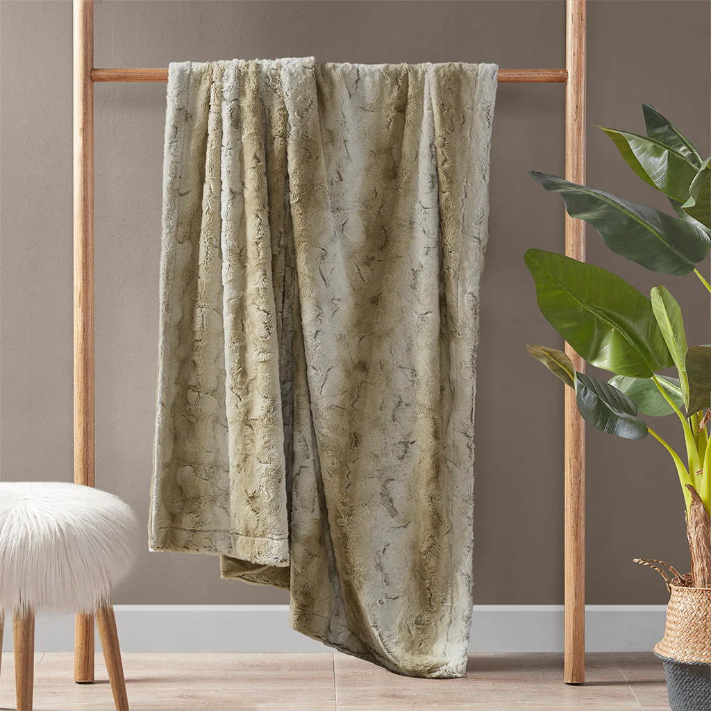 Zuri Oversized Faux Fur Throw - Image 21