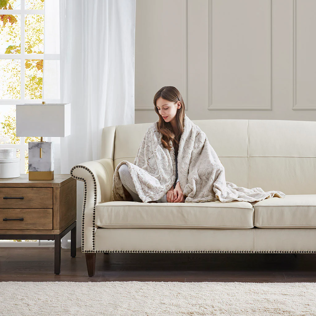 Zuri Oversized Faux Fur Throw - Image 24